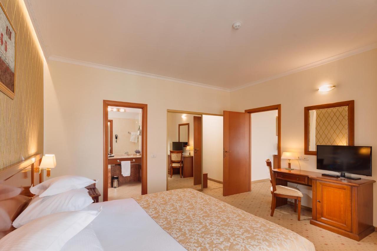 Hotel Opera Plaza Cluj-Napoca Luaran gambar