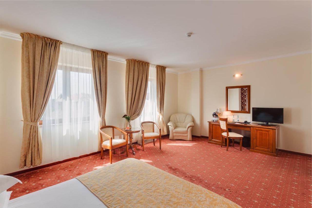 Hotel Opera Plaza Cluj-Napoca Luaran gambar