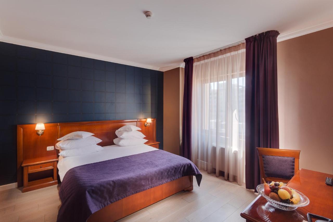 Hotel Opera Plaza Cluj-Napoca Luaran gambar