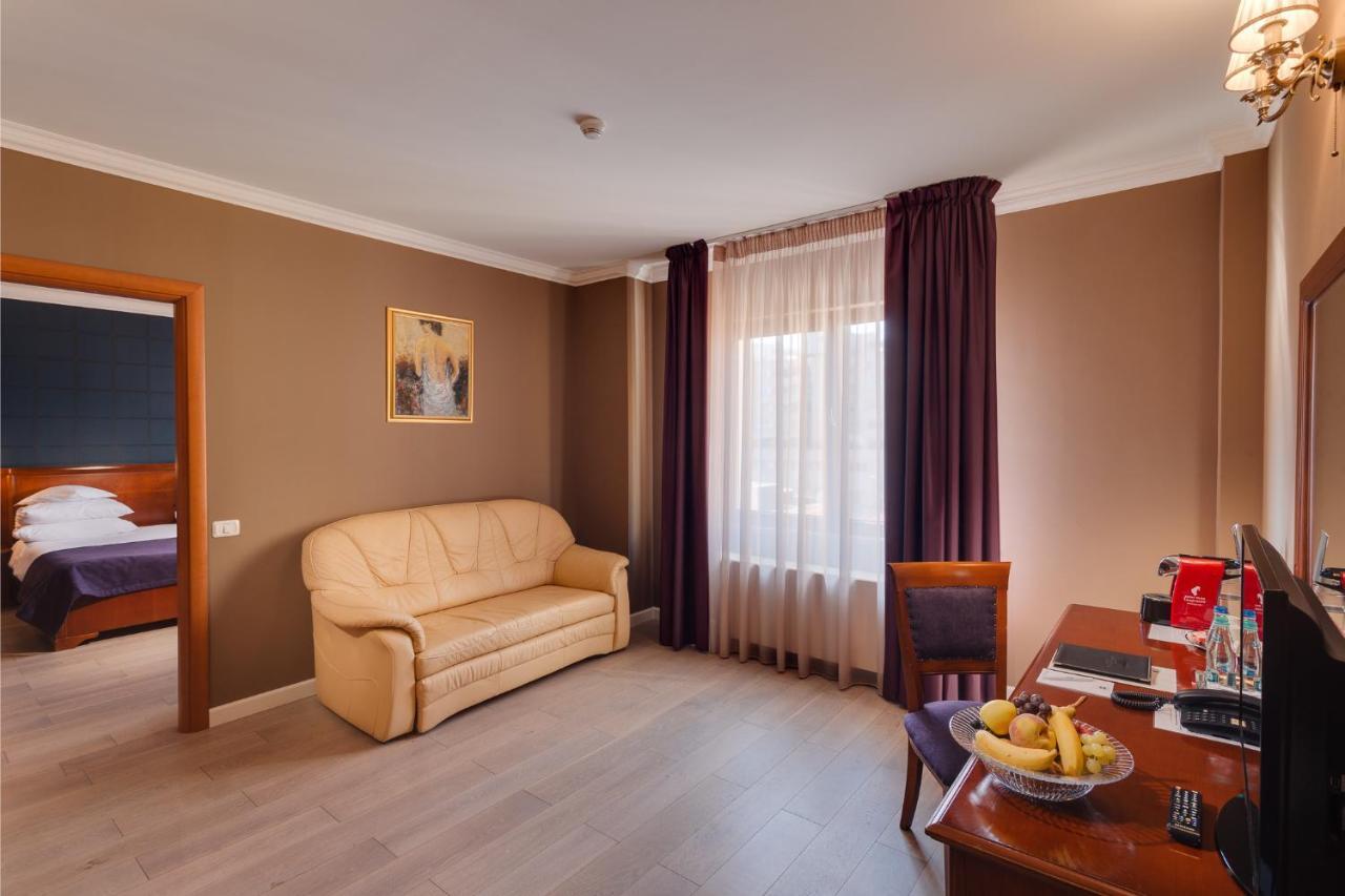 Hotel Opera Plaza Cluj-Napoca Luaran gambar