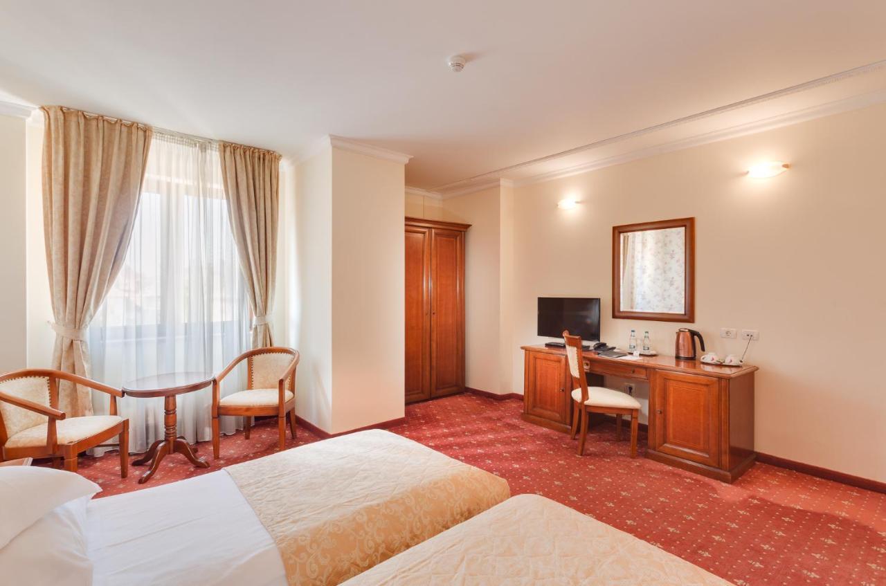Hotel Opera Plaza Cluj-Napoca Luaran gambar
