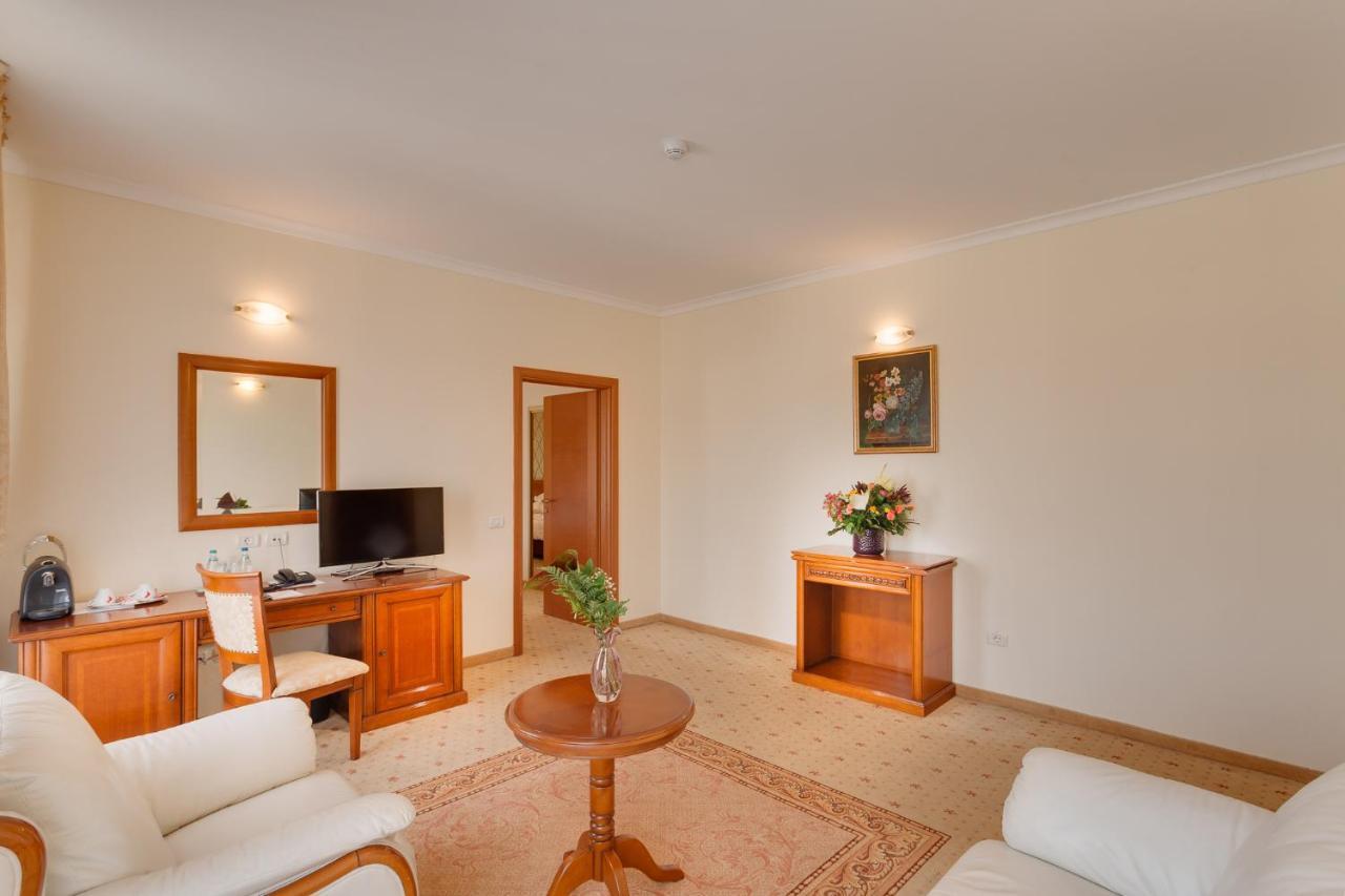 Hotel Opera Plaza Cluj-Napoca Luaran gambar